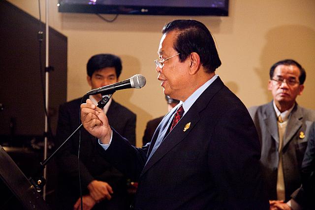 20110201 Nguon Nhel in Quebec-1016